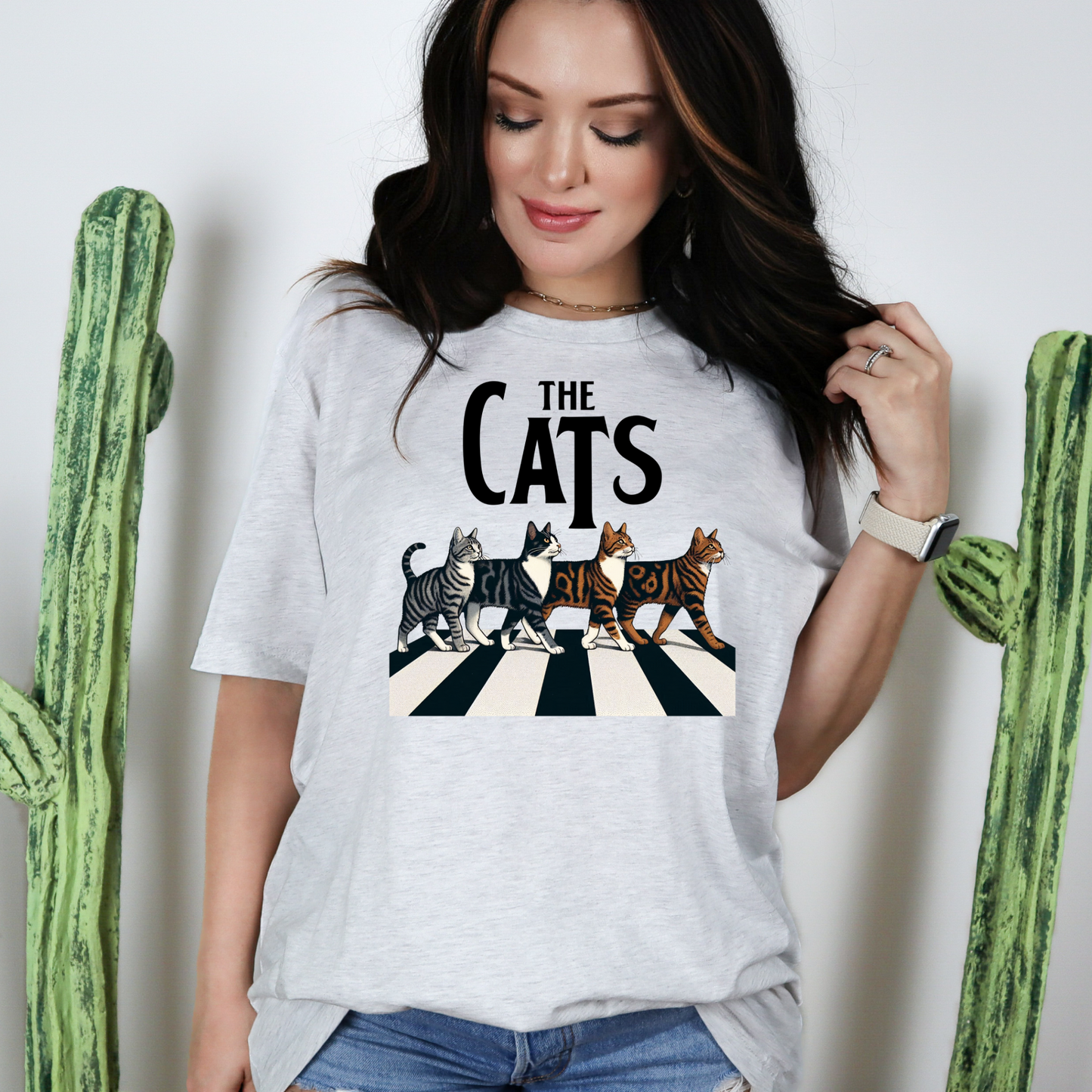 The cats Graphic Tee