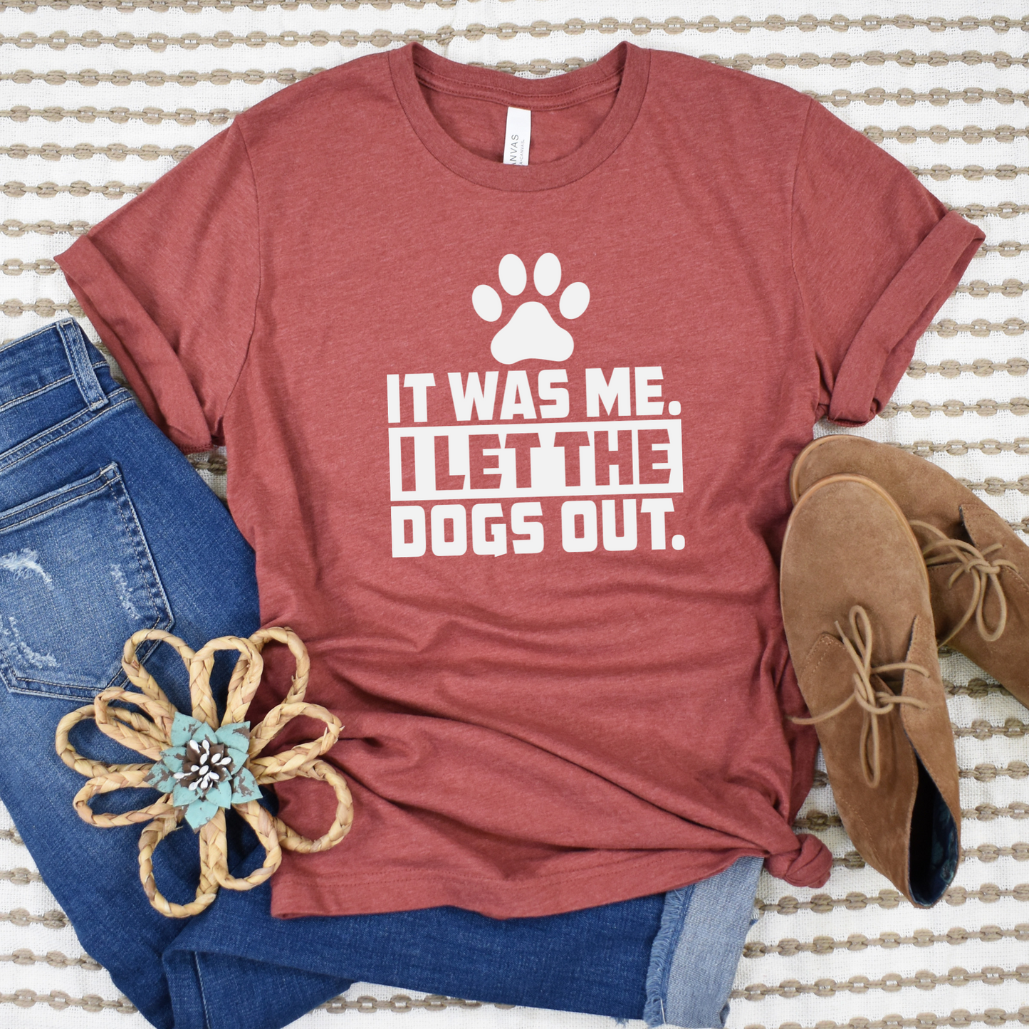 I let the dogs out Graphic Tee