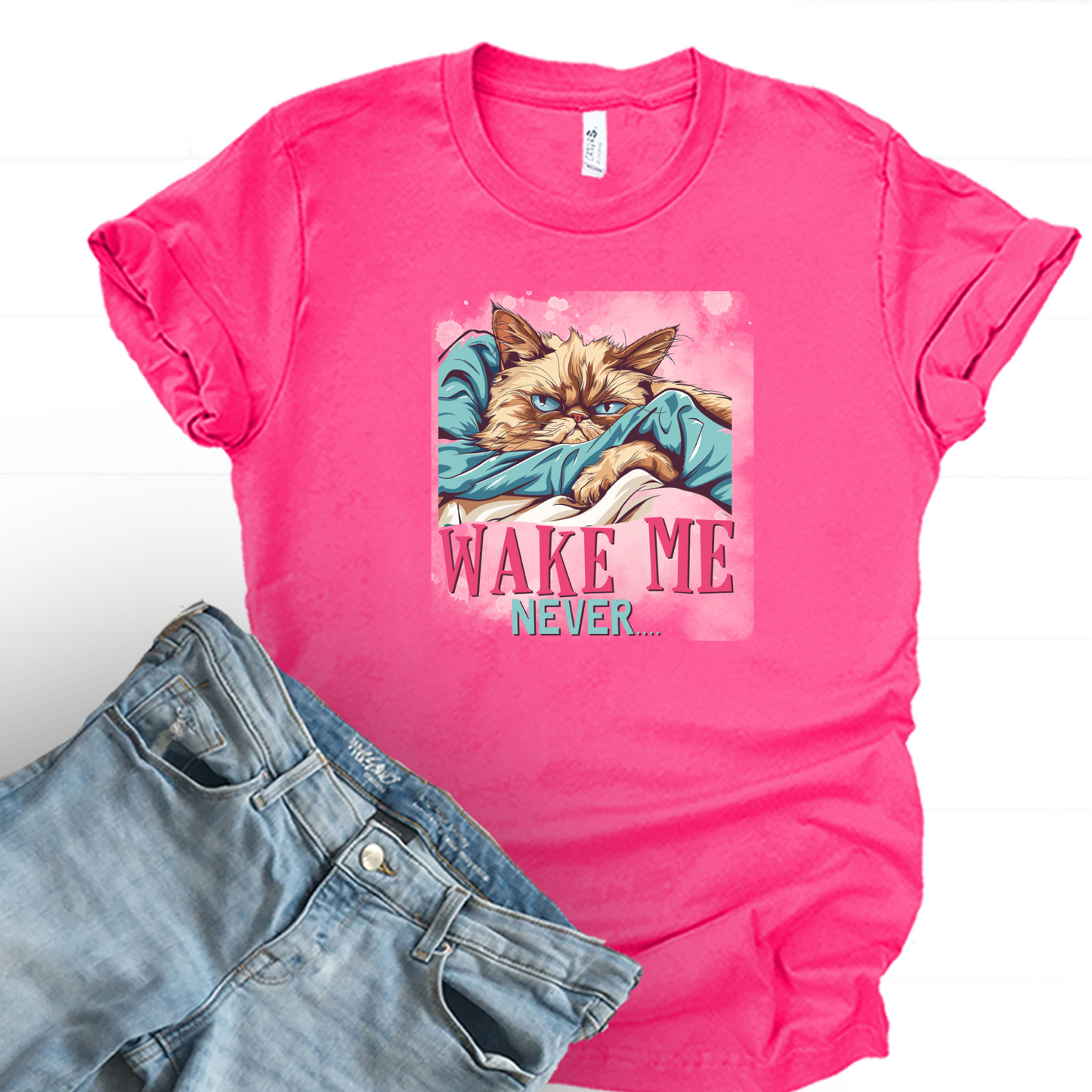 Wake me never Graphic Tee