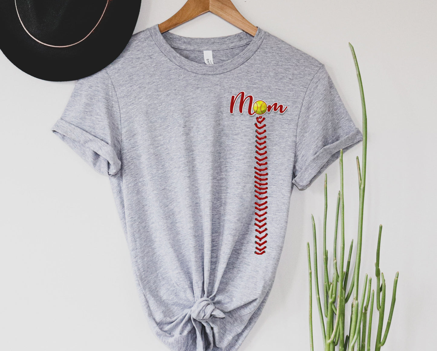 Mom softball laces Graphic Tee