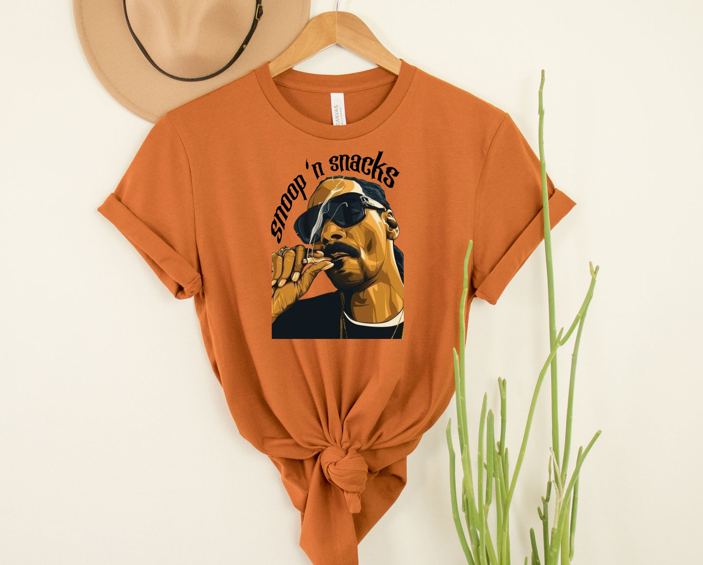 Snoop n snacks Graphic Tee