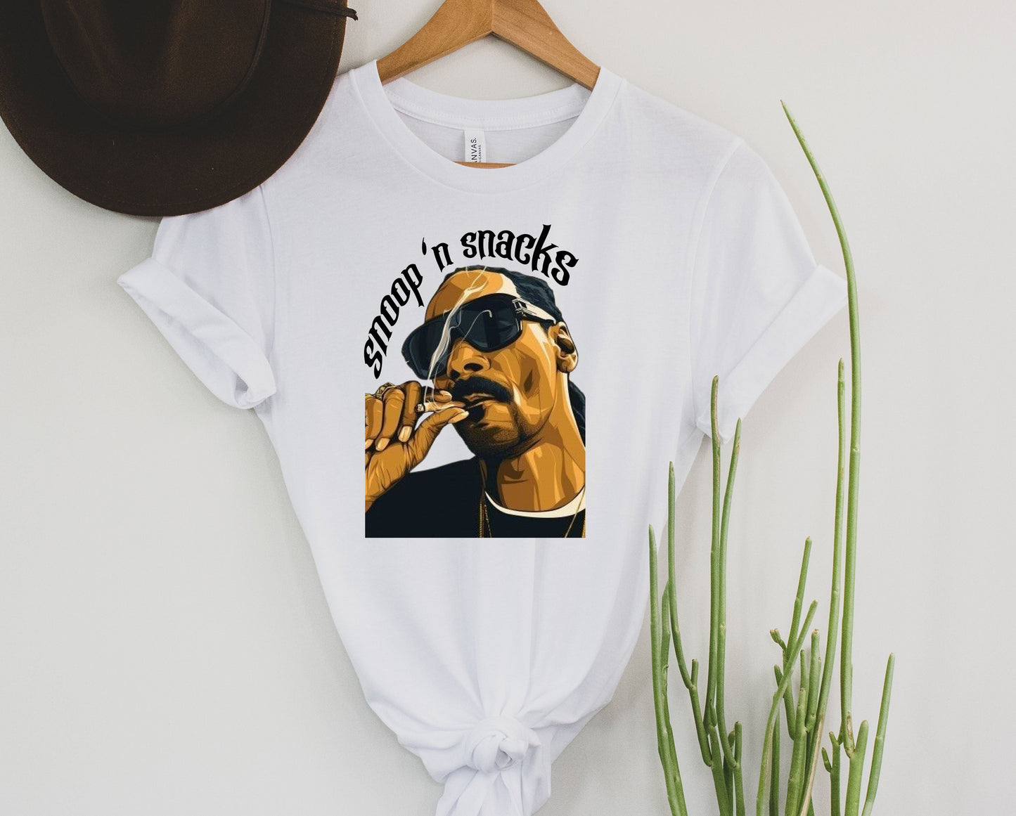 Snoop n snacks Graphic Tee
